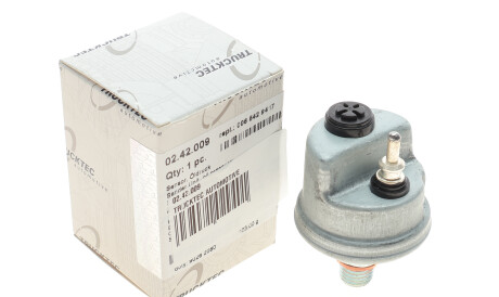 Фото 2 - Датчик тиску масла TRUCKTEC 02.42.009 (0242009)