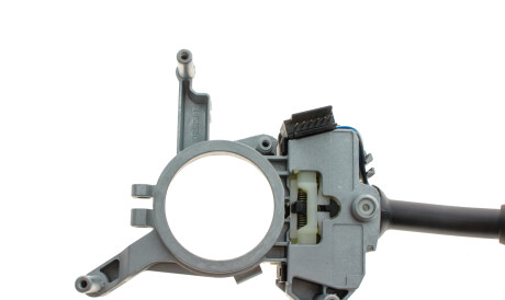 Фото 2 - Подрулевой переключатель TRUCKTEC 02.42.099