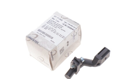 Фото 2 - Датчик колінвалу TRUCKTEC 07.17.042 (0717042)