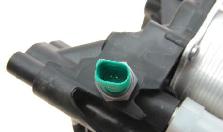 Фото 2 - Масляний радіатор TRUCKTEC 07.18.099 (0718099)