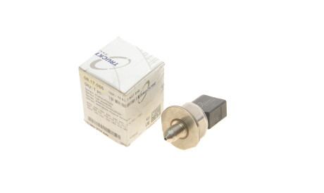 Фото 2 - Датчик тиску палива TRUCKTEC 08.17.066 (0817066)