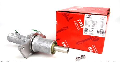 Фото 2 - Главный тормозной цилиндр TRW PMN228