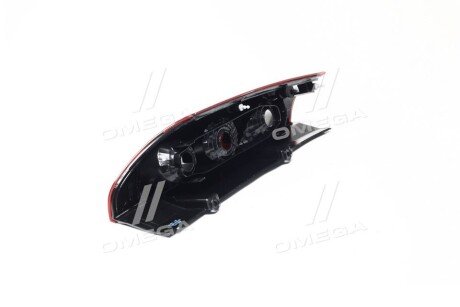 Фото 2 - Задній ліхтар TYC 11-C747-01-2B