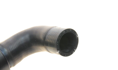 Фото 3 - Патрубок системы охлаждения UC-EL 16031