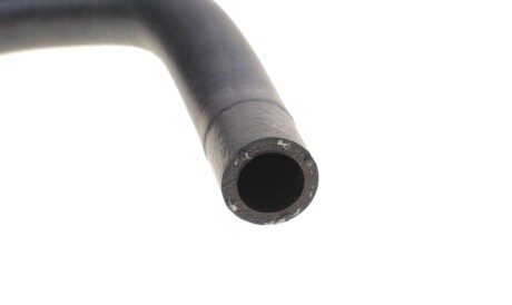 Фото 2 - Патрубок системы охлаждения UC-EL 35729