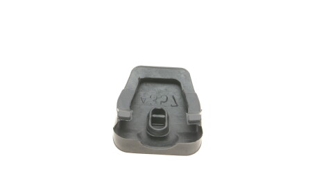 Фото 3 - Автозапчасть UC-EL 61123