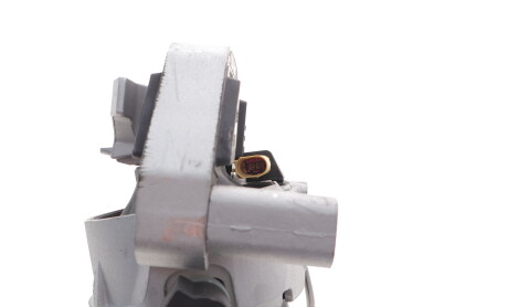 Фото 3 - Автозапчасть UC-EL 61381