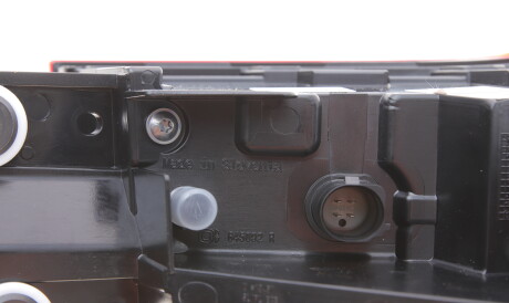 Фото 3 - Задний фонарь ULO 1180102