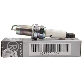 Свеча зажигания VOLKSWAGEN 03F 905 600 A - VAG 03F905600A