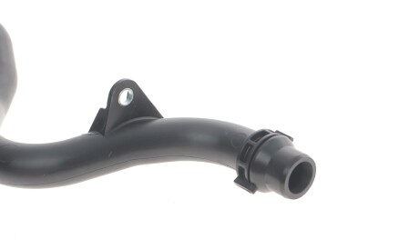 Фото 3 - Патрубок системы охлаждения VAG 06E121065Q