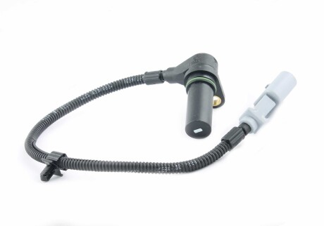 Фото 2 - Датчик коленвала VAG 070907319