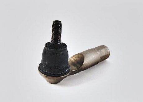 Наконечник левый рулевой тяги Audi A3,Q2/VW Golf, Jetta,Passat, T-Roc/Skoda Octavia/Seat Leon, Altea (04-) - VAG 1K0423811J