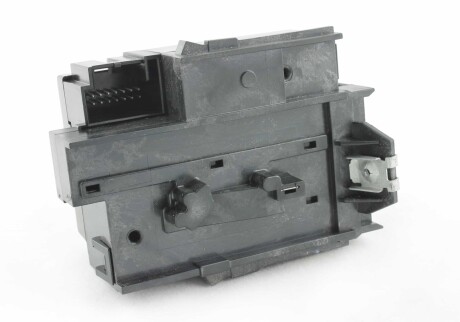 Фото 3 - Автозапчасть VAG 3C0905843AC