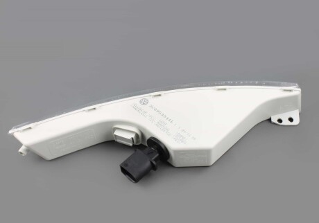 Фото 2 - Указатель поворота VAG 3C0953041L