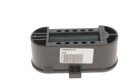 Фото 3 - Автозапчасть VAG 4M0802847B