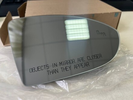 Скло дзеркала праве асферичне з обігрівом -USA - VAG 5G0857522Q