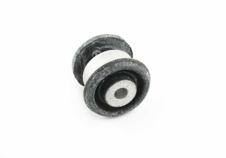 Фото 2 - Сайлентблок важеля VAG 7P0407077