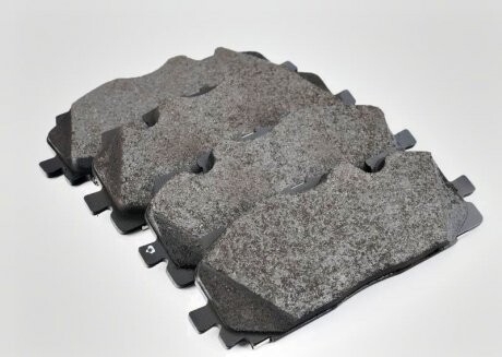 Комплект гальмівних колодок - ((8W0698151R, 8W0698151N, 8W0698151BE, 8W0698151BD, 4M0698151T)) VAG 8W0698151BD