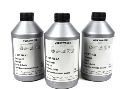 Масло трансмиссионное Gear Oil, 1л - (0220000110, 310000130, 12378261) VAG G060726A2