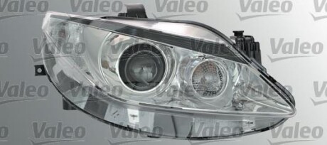 Фара автомобільна - Valeo 043821