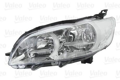 Фара автомобільна - Valeo 045124