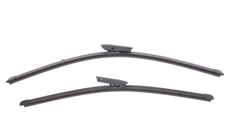 Щетки стеклоочистителя (550/475mm) Dacia Logan/Renault Thalia 00- - Valeo 119313