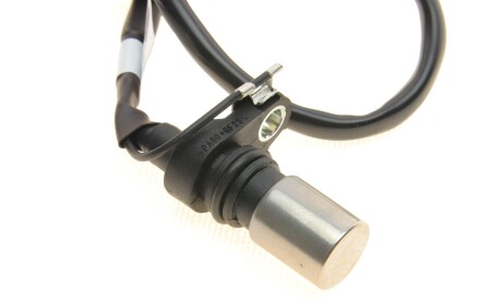 Фото 3 - Датчик коленвала Valeo 366139