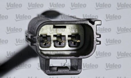 Фото 2 - Датчик распредвала Valeo 366496
