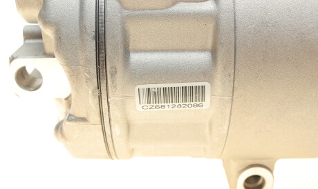 Фото 3 - Компресор кондиціонера Valeo 699383