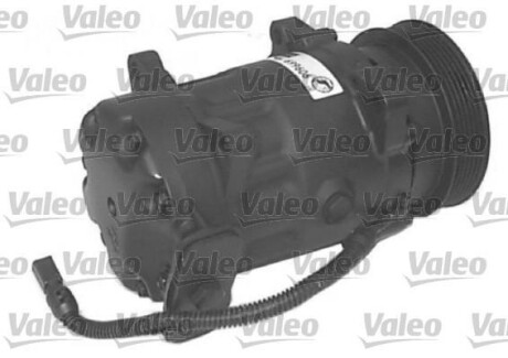 Компрессор кондиционера - Valeo 699606