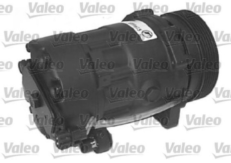 Компресор кондиціонера - Valeo 699615