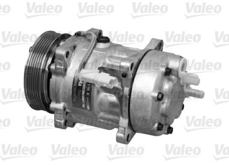 Компресор кондиціонера - Valeo 699772