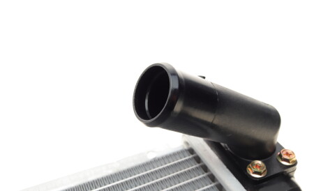 Фото 3 - Радиатор охлаждения двигателя Valeo 701264