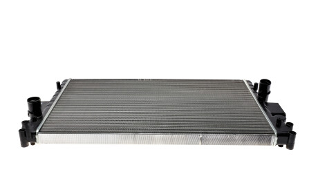 Фото 4 - Радіатор охолодження Valeo 734448