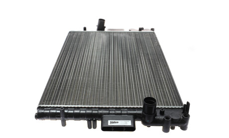Фото 6 - Радіатор охолодження Valeo 734448