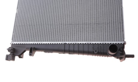 Фото 3 - Радіатор охолодження Valeo 734931