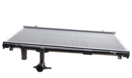 Фото 3 - Радиатор охлаждения двигателя Valeo 735053