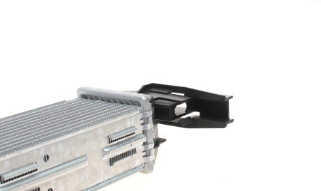 Фото 3 - Радиатор охлаждения двигателя Valeo 735310