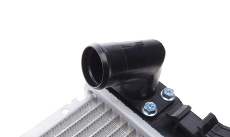 Фото 3 - Радиатор охлаждения двигателя Valeo 735575