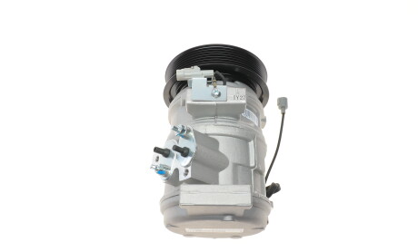 Фото 4 - Компрессор кондиционера Valeo 811111