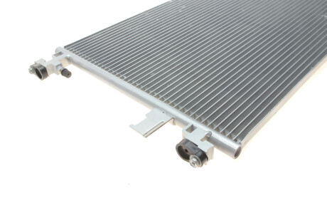 Фото 4 - Радіатор кондиціонера Valeo 812661