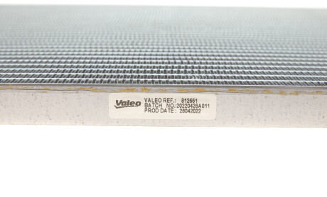 Фото 5 - Радіатор кондиціонера Valeo 812661