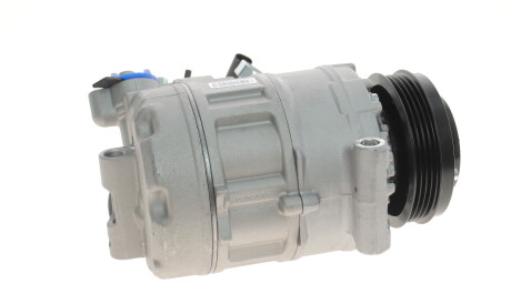 Фото 2 - Компресор кондиціонера Valeo 813194