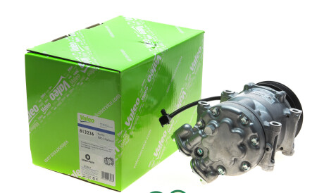 Фото 2 - Компресор кондиціонера Valeo 813236