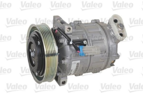 Компресор кондиціонера - ((50514055, 60693333)) Valeo 813255
