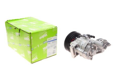 Компресор кондиціонера - (92600A092B, 926004634R, 8200816362) Valeo 813256