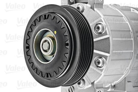 Фото 3 - Компресор кондиціонера Valeo 813838