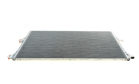 Фото 5 - Радиатор кондиционера Valeo 814007