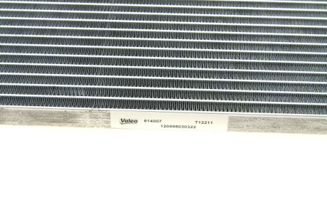 Фото 8 - Радиатор кондиционера Valeo 814007