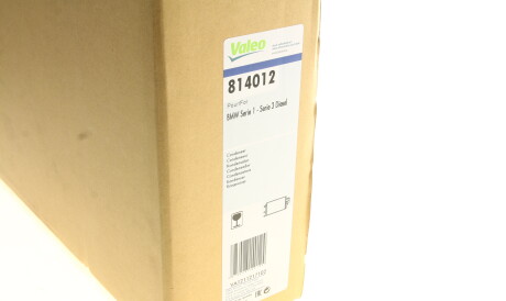 Фото 2 - Радіатор кондиціонера Valeo 814012